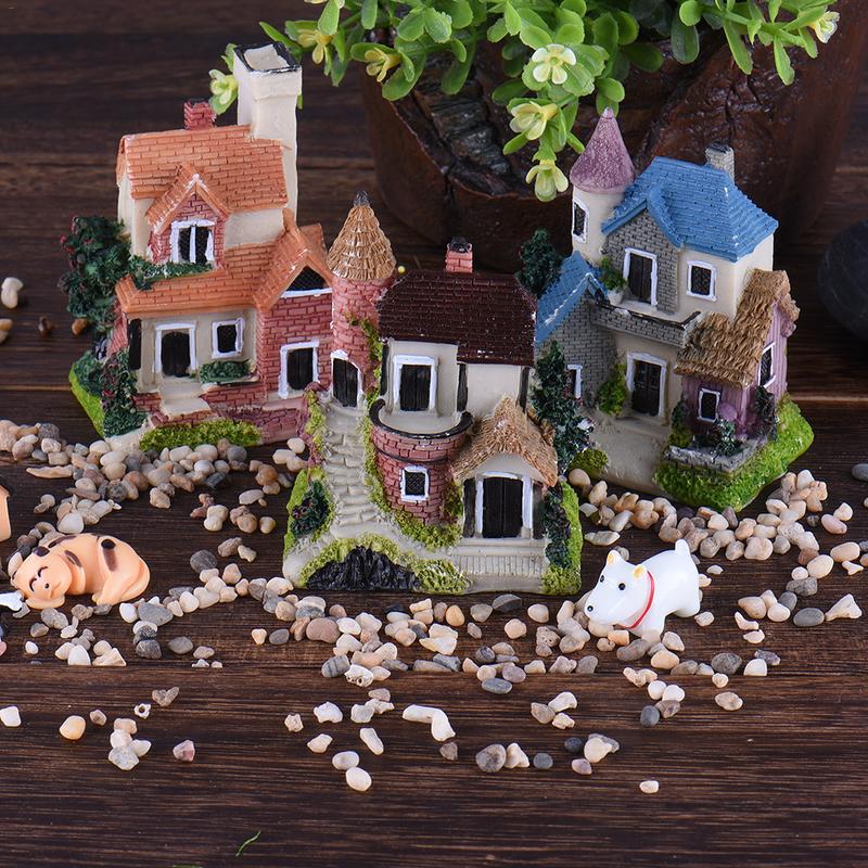 Mini Garden House Resin Ornament