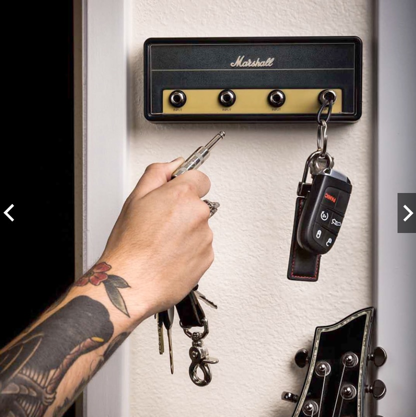 Wall Mount Key Holder Amplifier Design