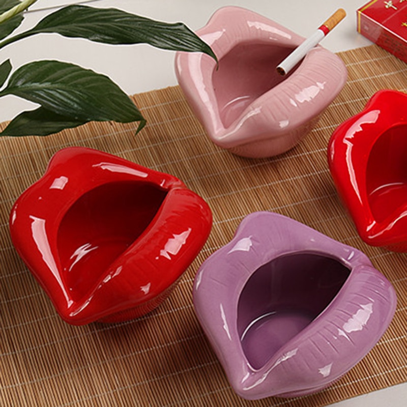 Ceramic Ashtray Cartoon Lips Design