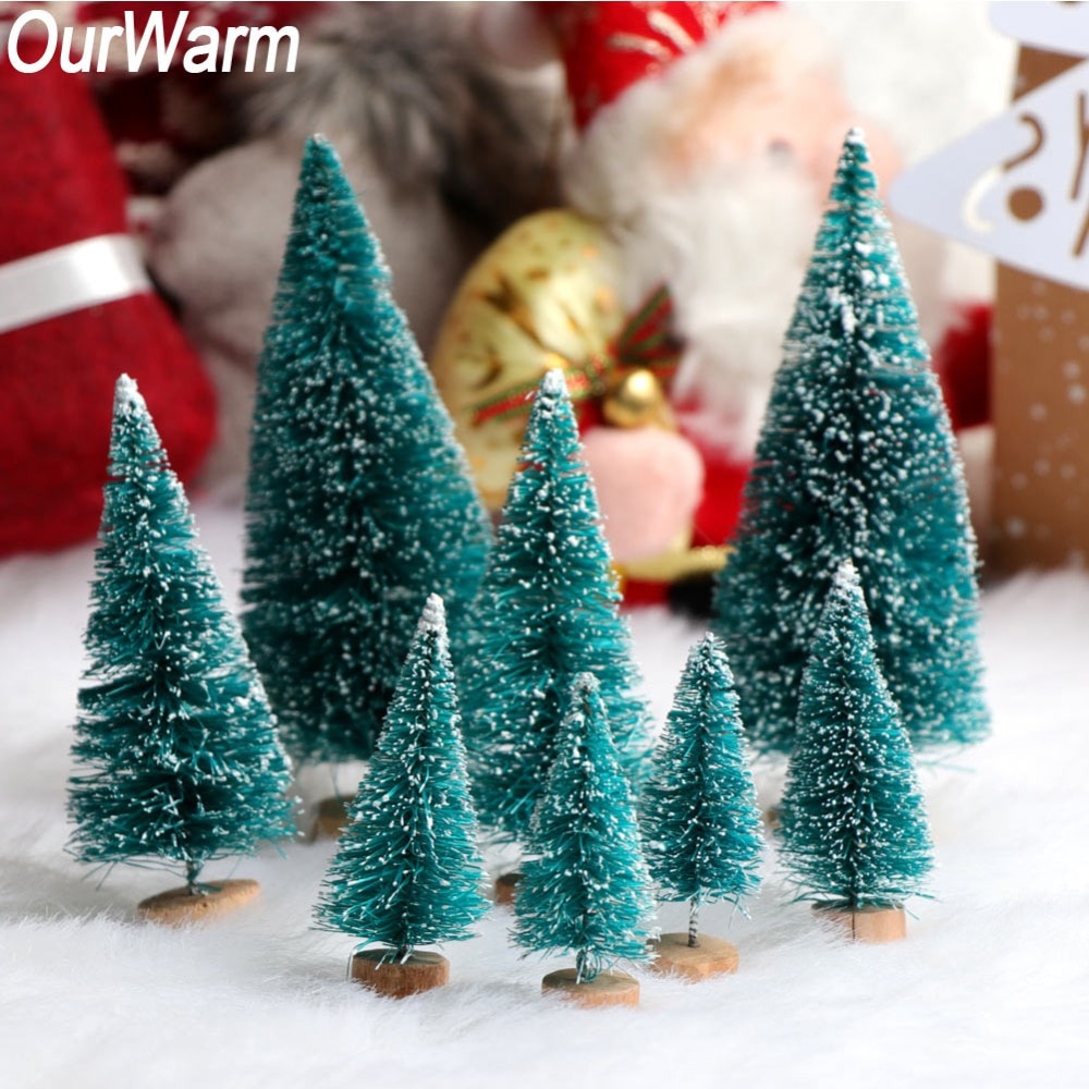 Small Christmas Tree Decoration Set