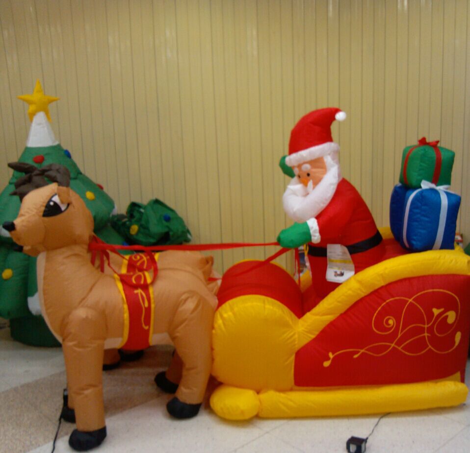 Inflatable Santa Claus Christmas Decor