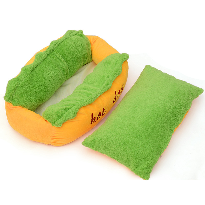 ‘Hot Dog’ Cushion Pet Bed